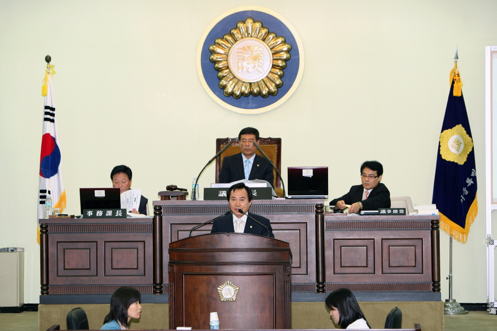 복지건설위원장 선출 이미지(2)