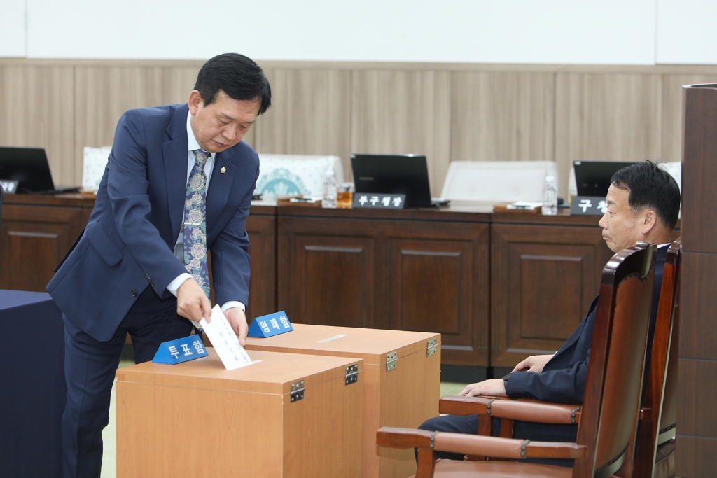 중구의회 제297회 정례회 본회의 개회식 이미지(13)