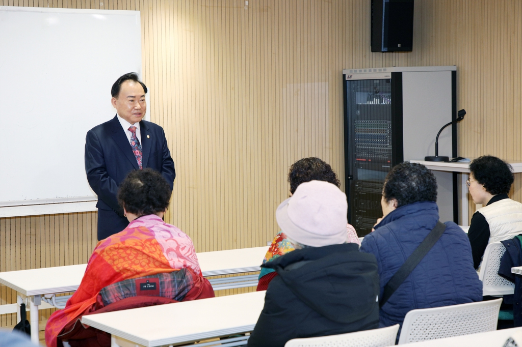 중구교육지원센터 신당 야학 개강식 이미지(2)