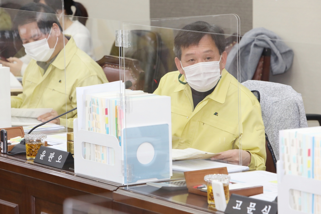 제261회 정례회 예산결산특별위원회 이미지(2)