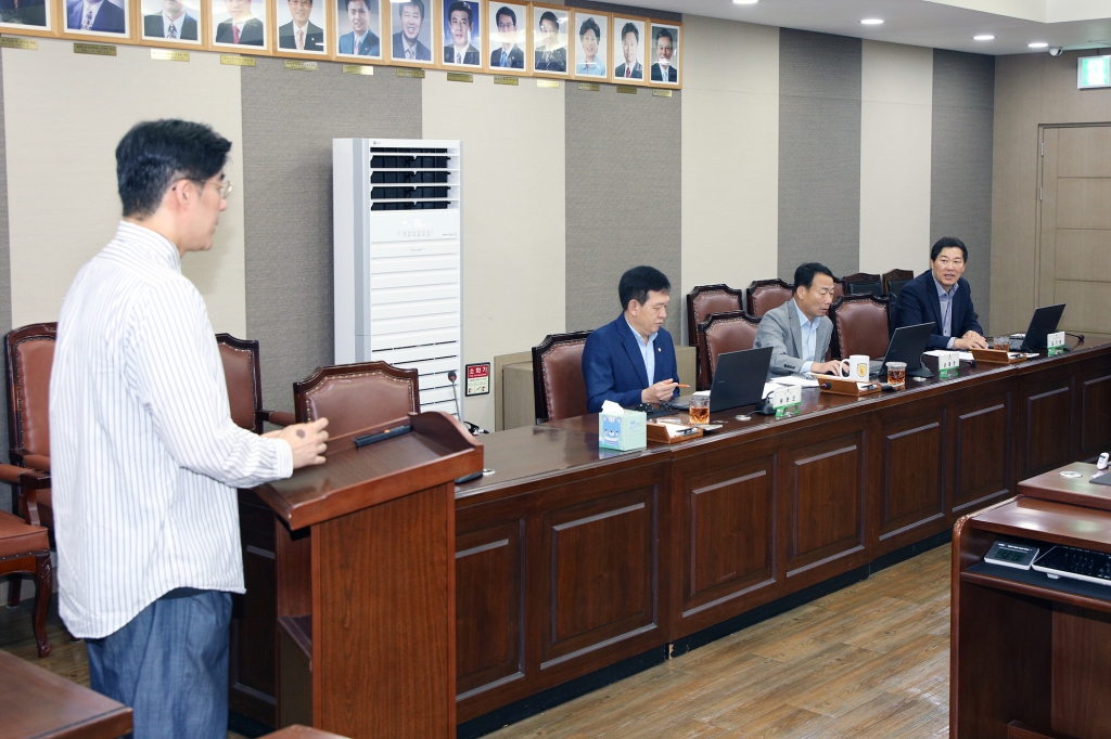 의정발전연구회 연구용역 중간보고회 이미지(8)