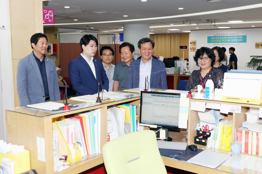 행정보건위원회 중구 관내 시설물 현장 방문 이미지(7)