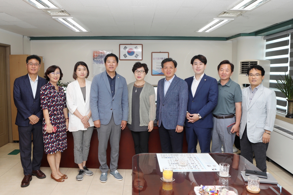 행정보건위원회 중구 관내 시설물 현장 방문 이미지(3)