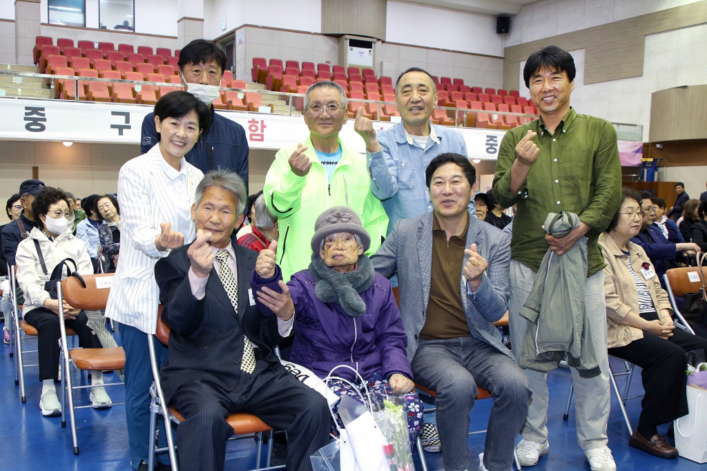 제19회 중구신문사 효행상 시상식 이미지(14)
