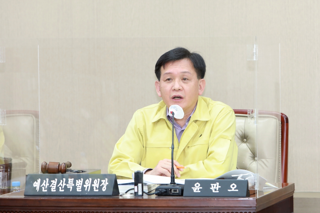 제260회 임시회 예산결산특별위원회 이미지(1)