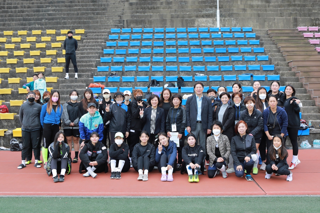 제38회 중구협회장기 축구대회 이미지(9)