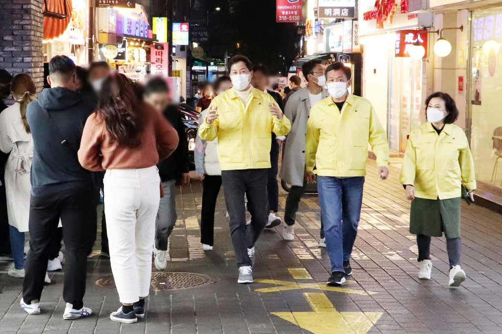 중구의회 의원 이태원 사건 관련 중구관내 현장 방문 이미지(3)