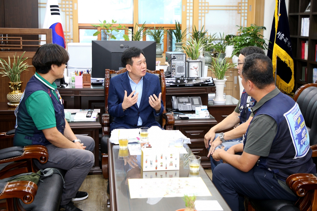 중구청 노조 방문 이미지(3)