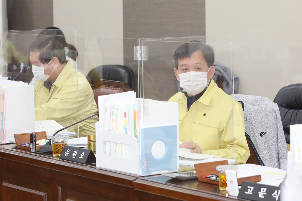 제261회 정례회 예산결산특별위원회 이미지(3)
