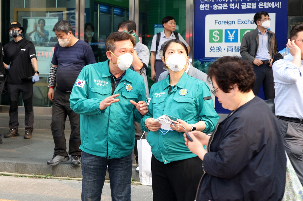 중구 산림동 노후 상가 화재현장 방문 이미지(5)
