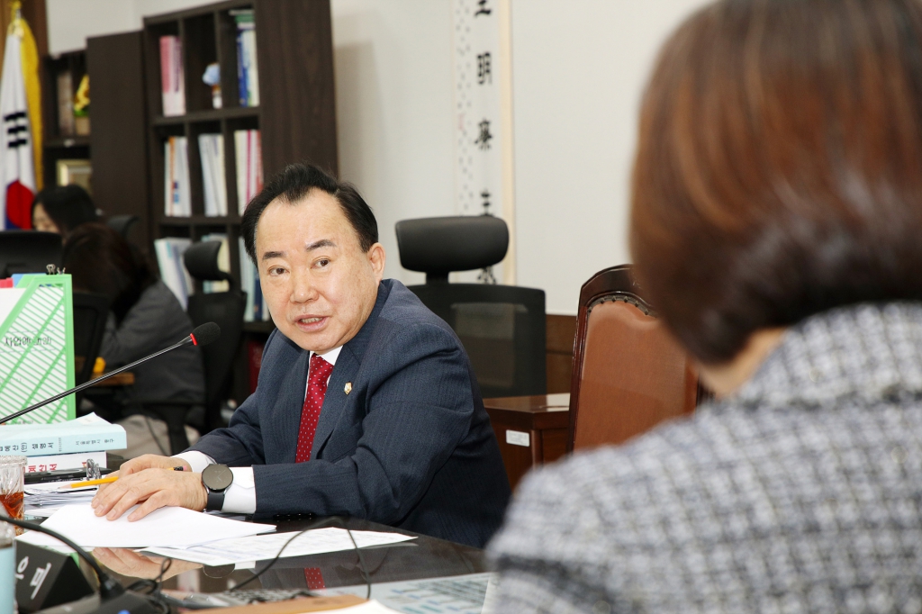 제298회 중구의회 임시회 행정보건위원회 이미지(7)