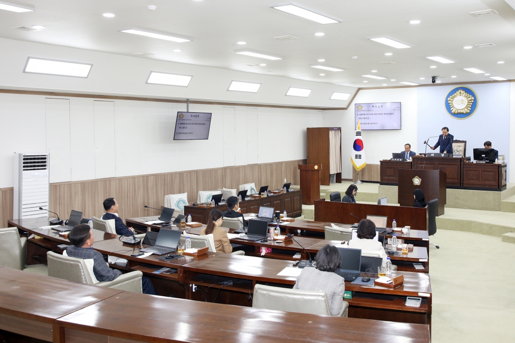 중구의회 제293회 임시회 본회의 이미지(13)