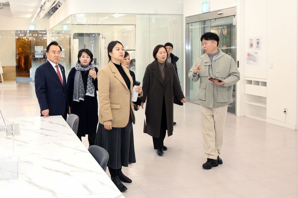중구의회 행정보건위원회 현장방문 이미지(3)
