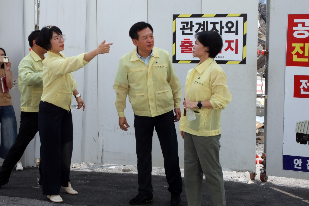 중구의회 현장방문 (신당8구역 등) 이미지(5)