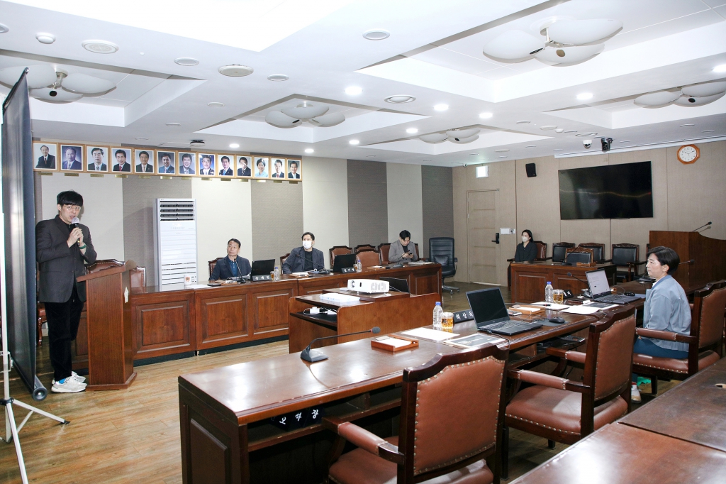 의원연구단체 연구용역 착수보고회 (의정발전연구회 AI연구) 이미지(2)