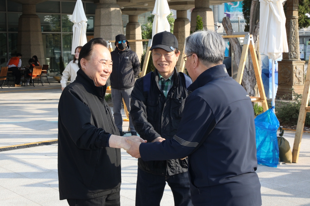 제480주년 충무공 이순신 장군 탄생기념 중구민 걷기대회 이미지(2)
