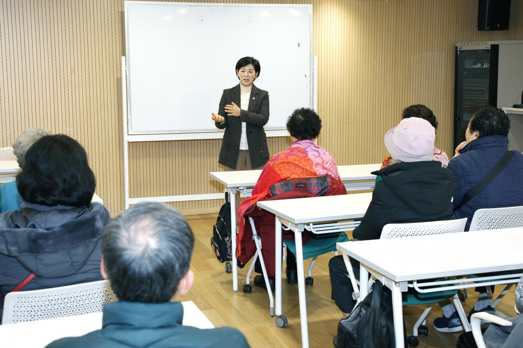 중구교육지원센터 신당 야학 개강식 이미지(4)