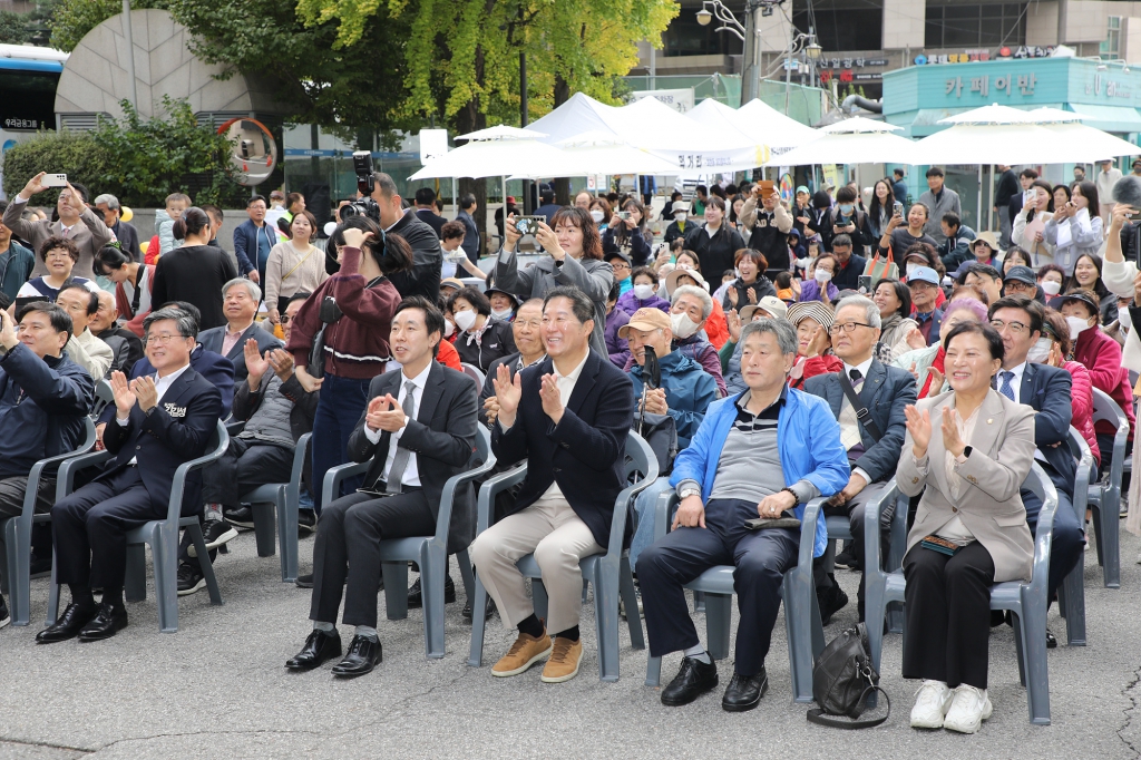 제11회 회현동 은행나무 축제 이미지(17)