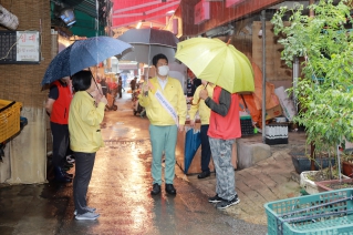 220905국민의힘 의원 지역 전통시장 추석맞이 격려차 방문 대표이미지