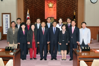 지방의회 비교시찰 대표이미지