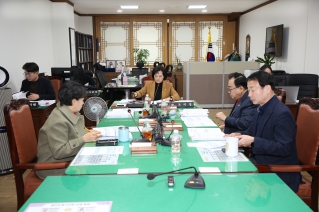 중구의회 제298회 의회운영위원회 대표이미지