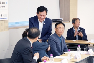 주민자치위원장 협의회 10월 월례회의 대표이미지