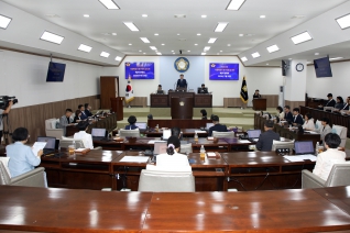 제303회 임시회 제2차 본회의 대표이미지