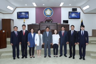 제244회 임시회 본회의 전반기 중구의회 의장단 선출 대표이미지