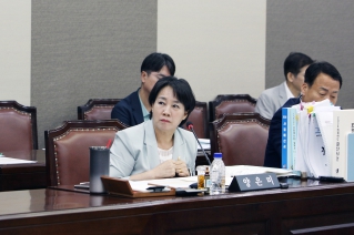 제295회 정례회 예산결산특별위원회 대표이미지